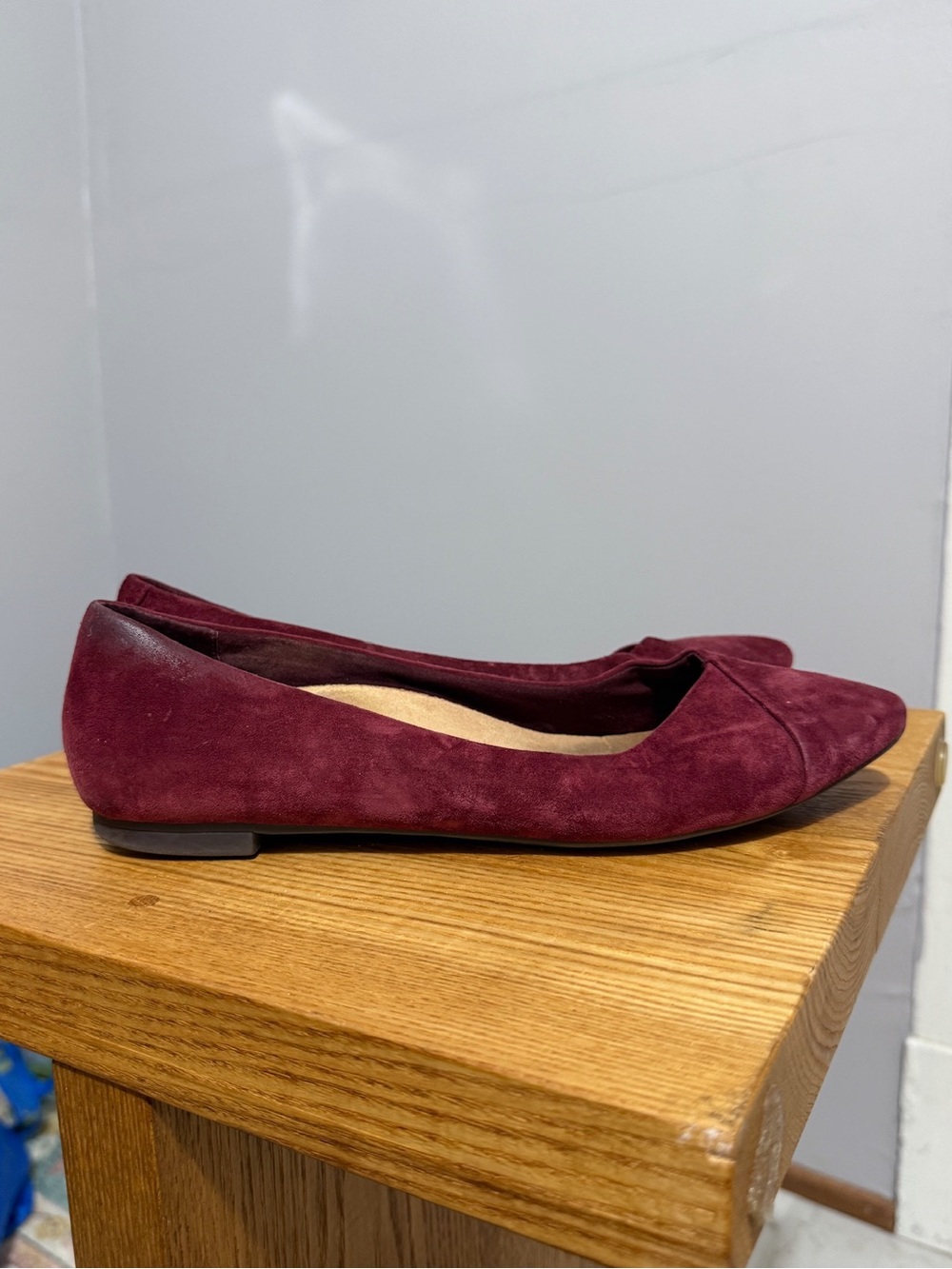 Vionic Caballo Womens 8.5 Burgundy Suede Pointed Toe Ballet Flats Comfort Shoes